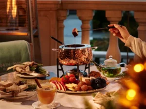 coworth-park_drawing-room_fondue-terrace-chocolatefondue_dorchester-collection5